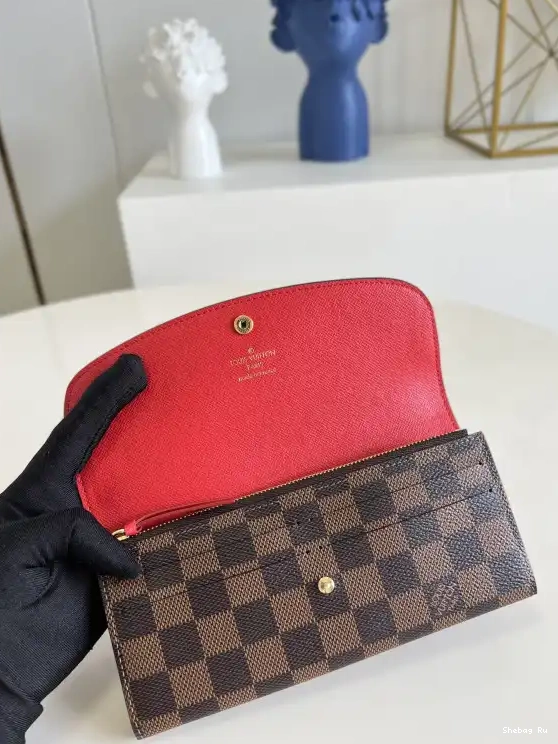 wallet EMILIE LOUIS VUITTON 0701